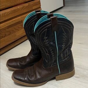 ARIAT Unisex-Child Chute Boss Western Boot